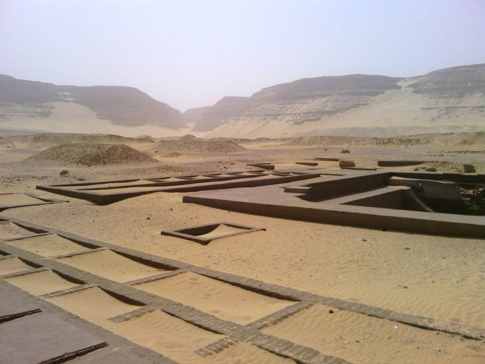 Egypt tombs