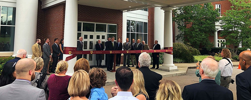 Mayor Jim Strickland at ribbon cutting