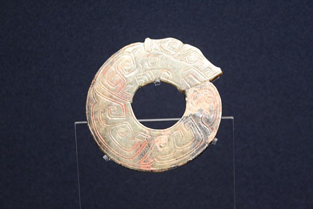 Shang Dynasty Dragon Ornament