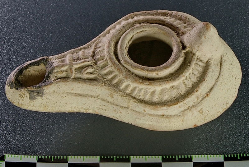 Simple roman clay oil lamp