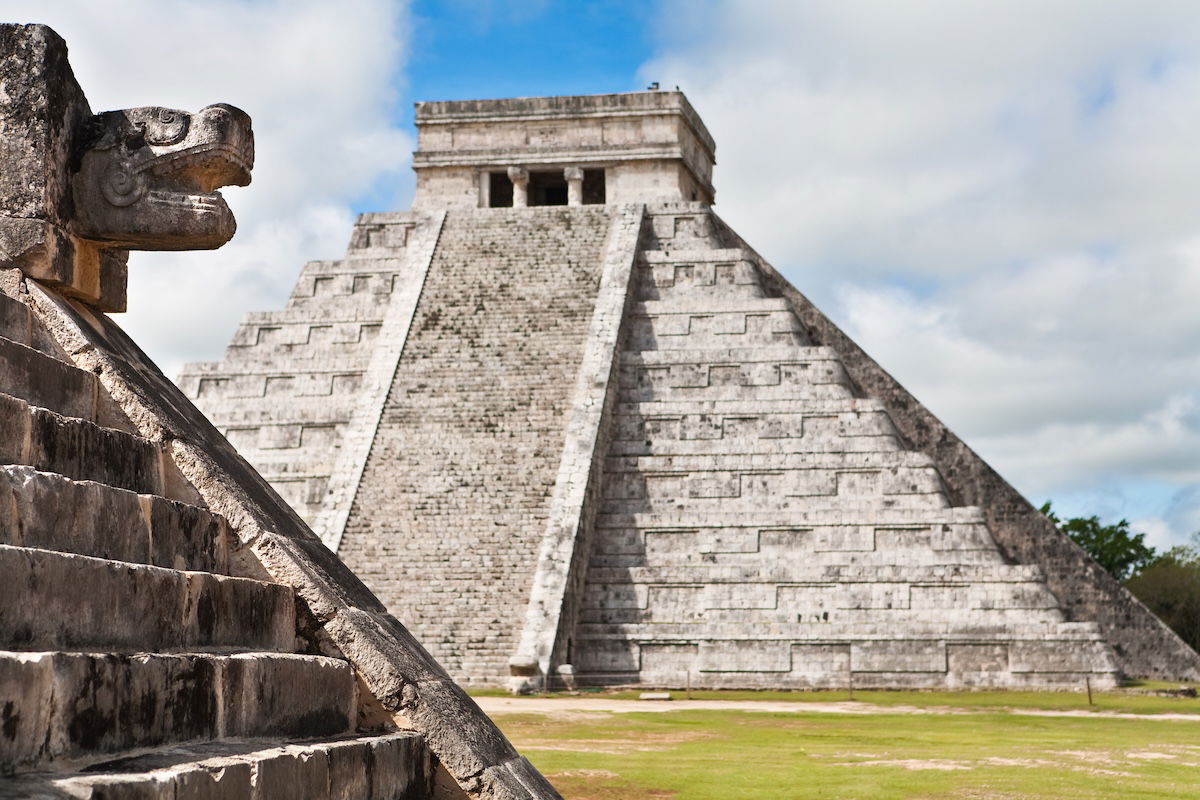 Mayan/Toltec ruins at Chichen Itza, Yucatán, Mexico