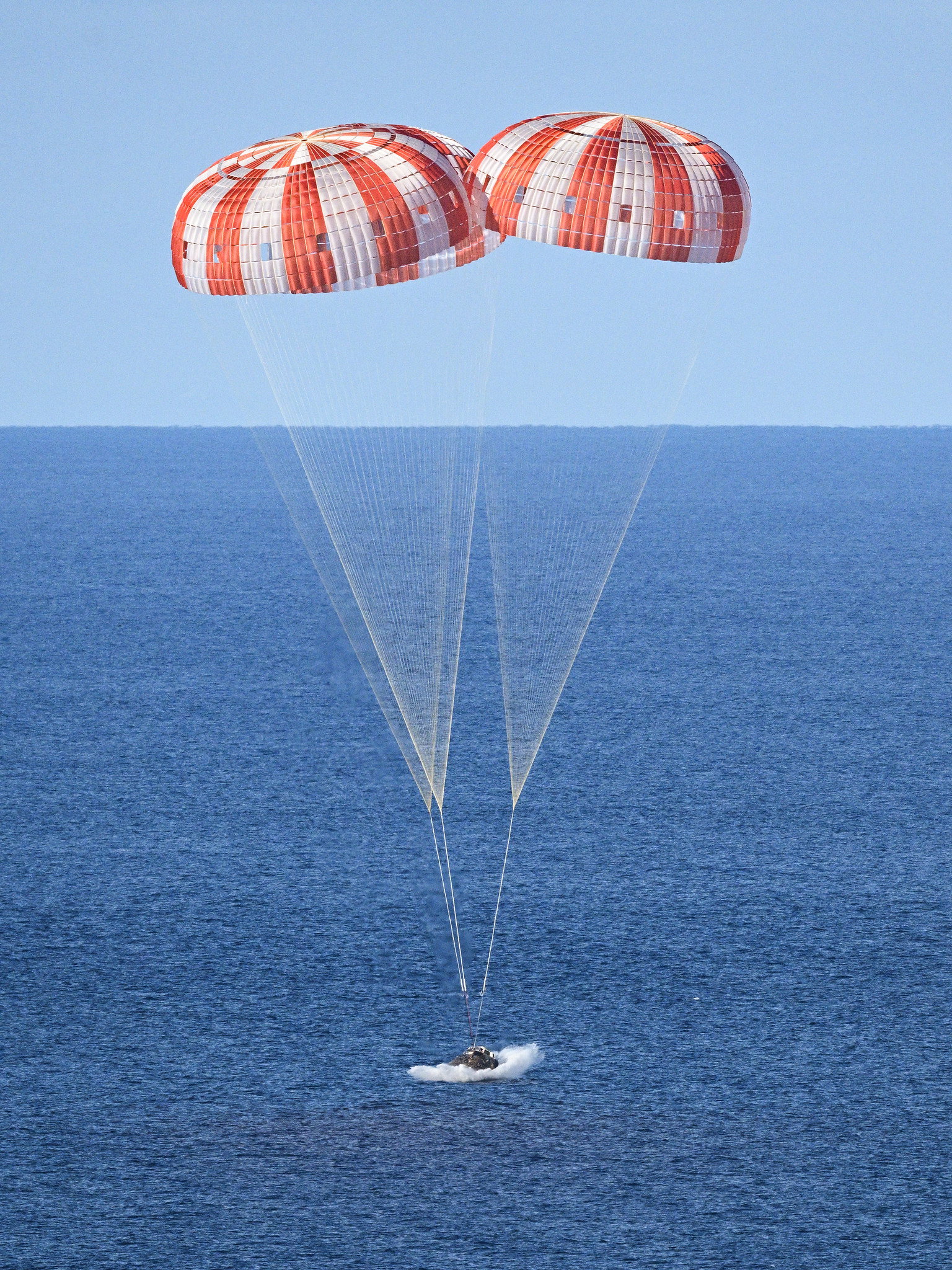 Spacecraft landing in ocean
