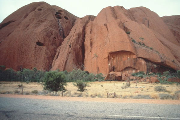 Ayers Rock (Uluru) in central Australia 