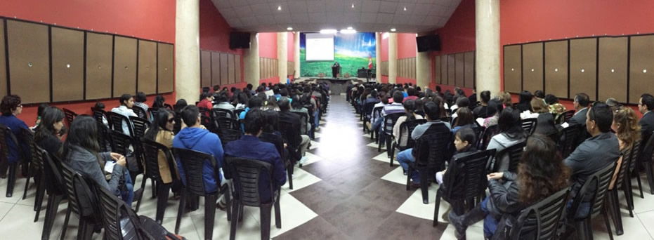 Conferencias de creacionismo en Iglesia Alianza Cristiana y Misionera de Cajamarca