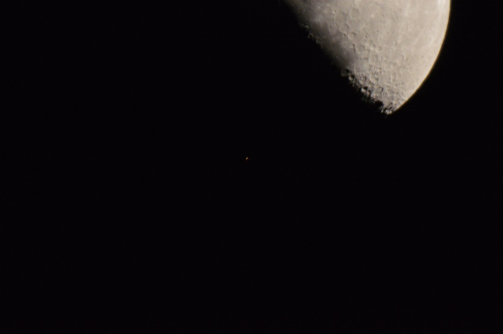 moon occulation first photo