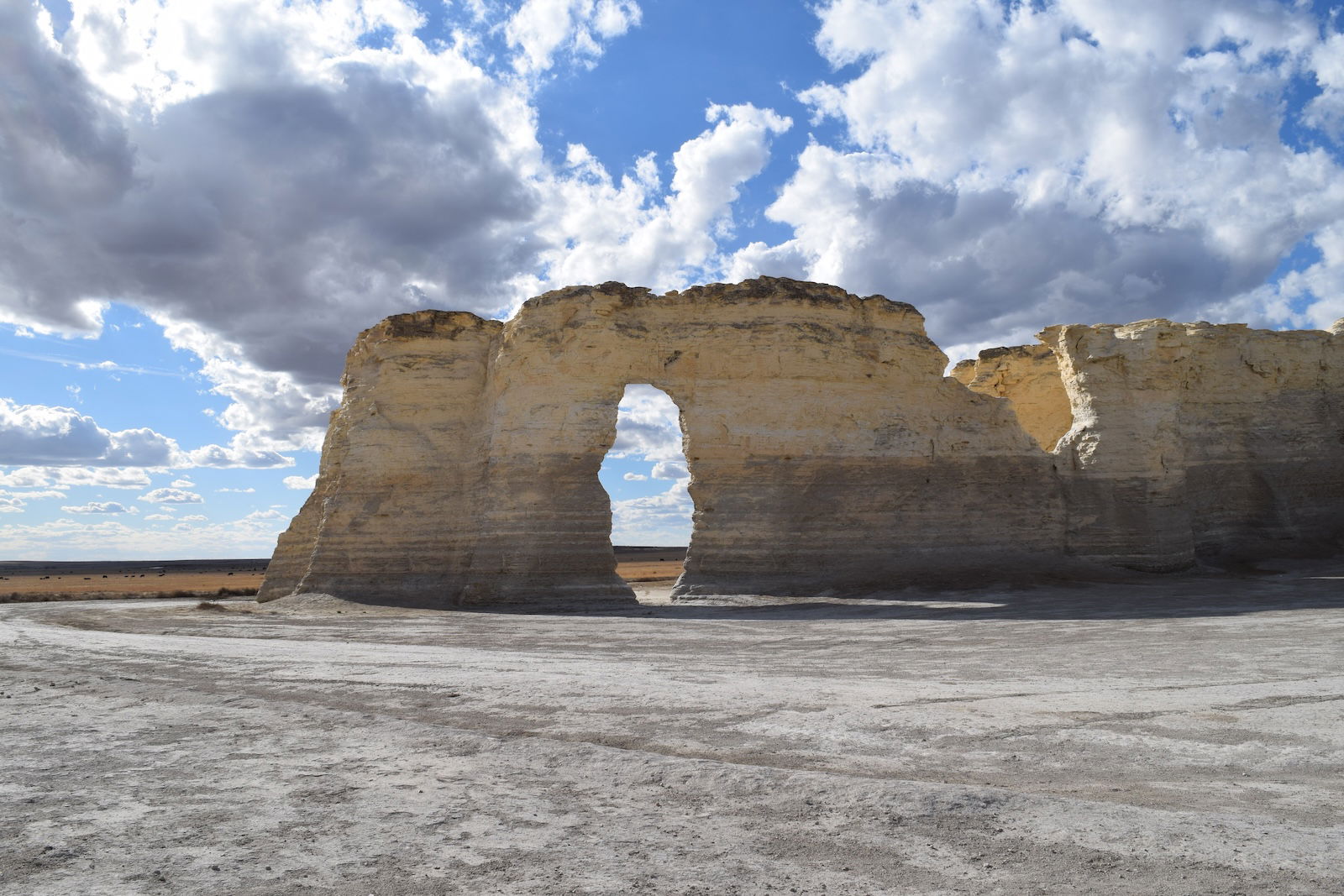 Monument Rocks Arch