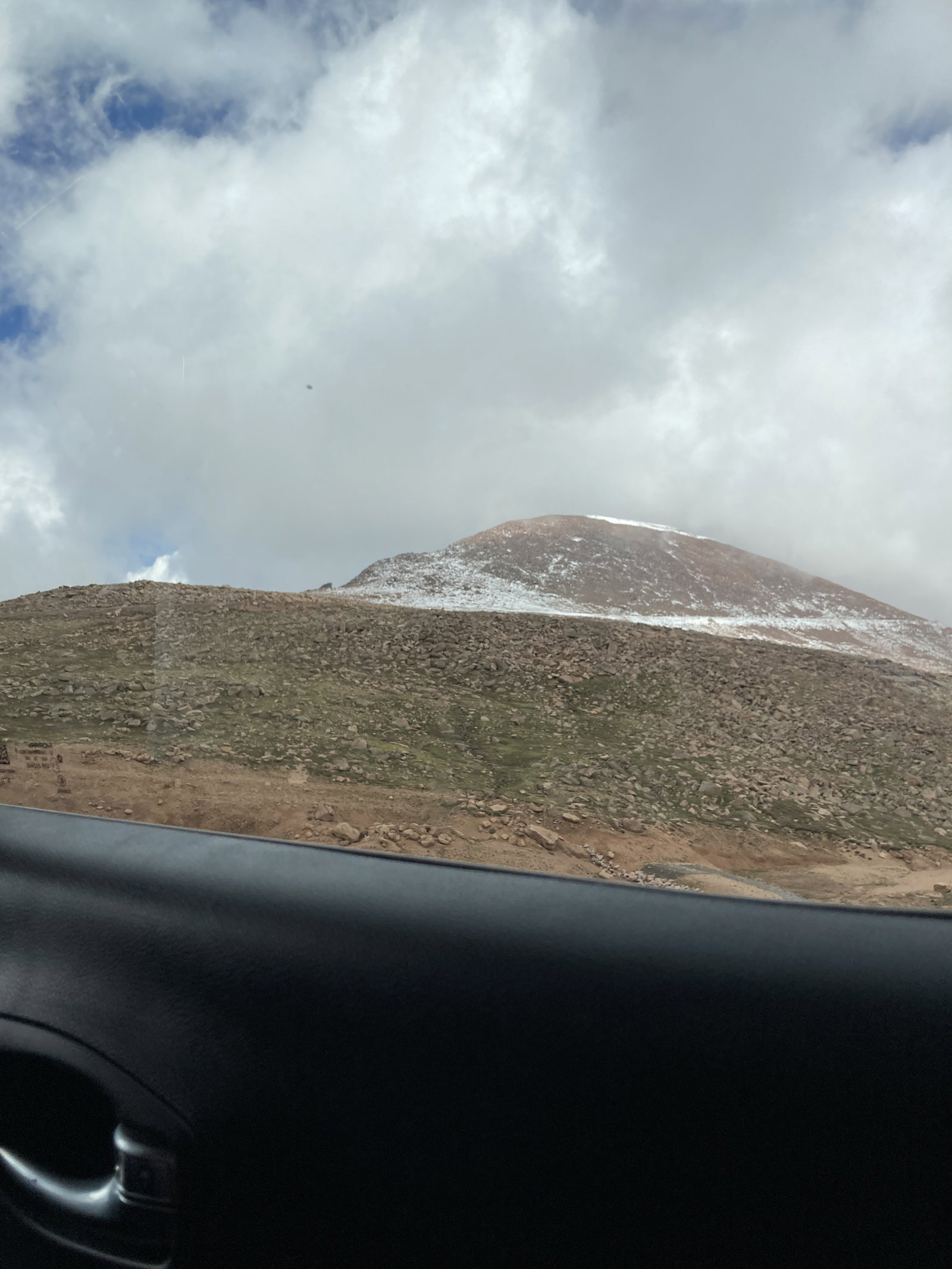 Pike's Peak view from road