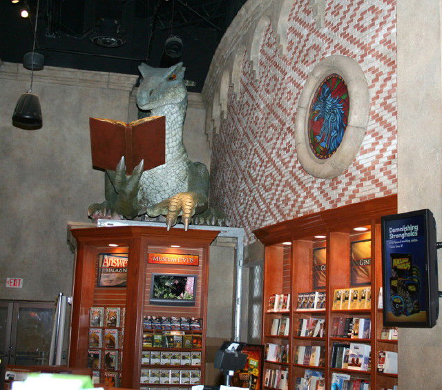 bookstore-dragon-9-10-08-014.jpg