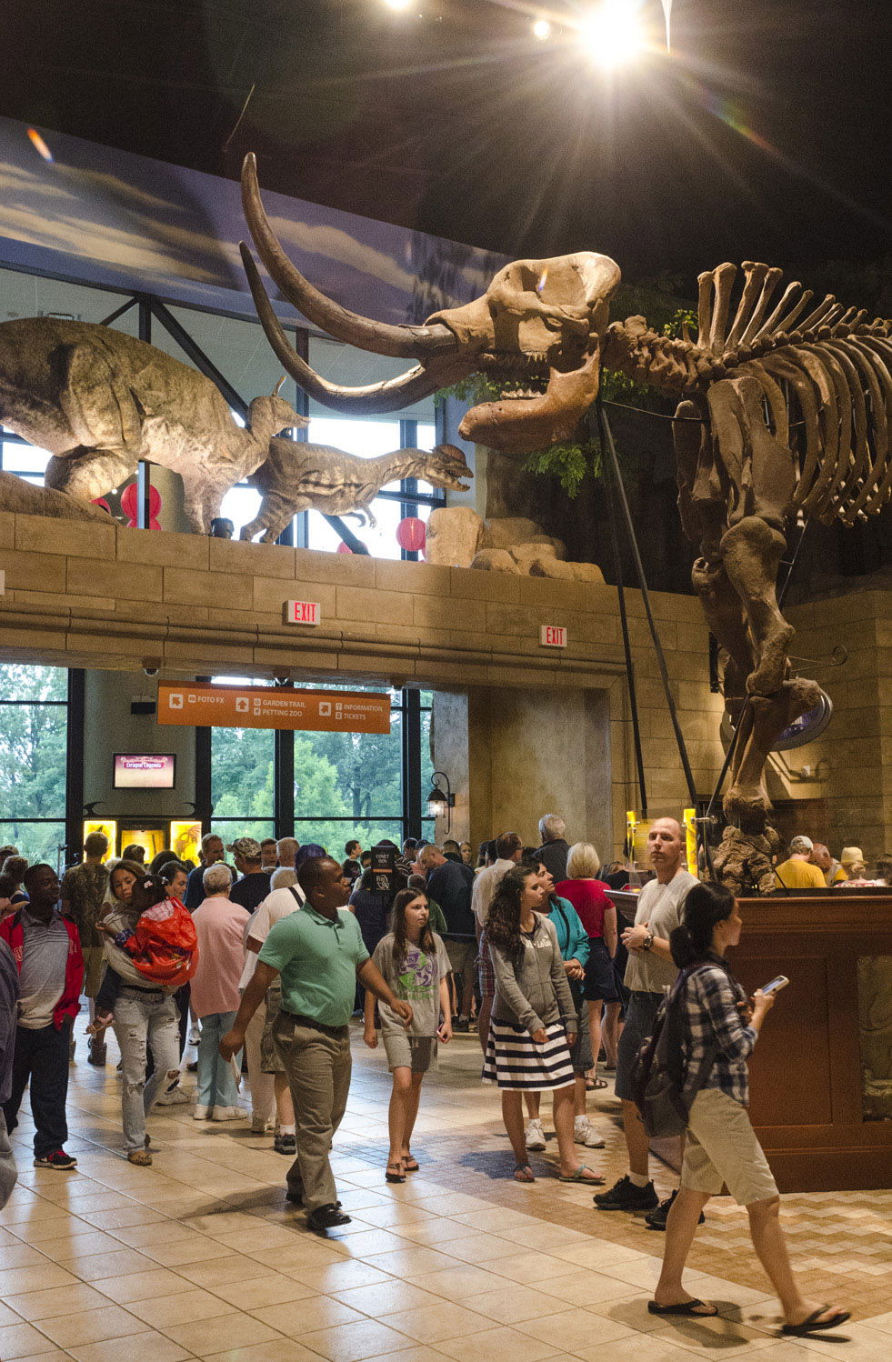 Creation Museum Crowds