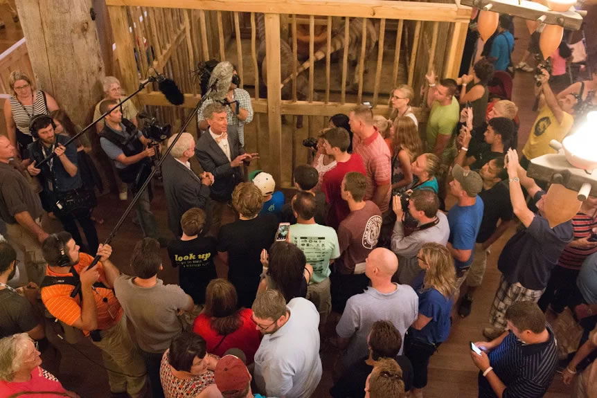 Crowd at Bill Nye’s Visit