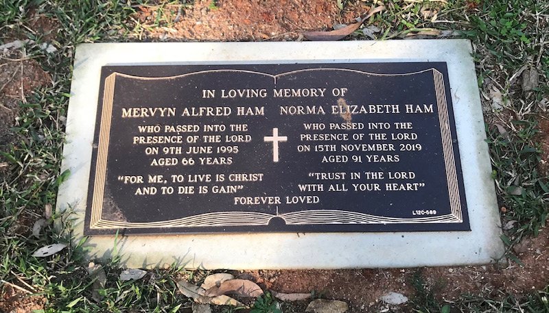 Mervyn and Norma Ham gravestone