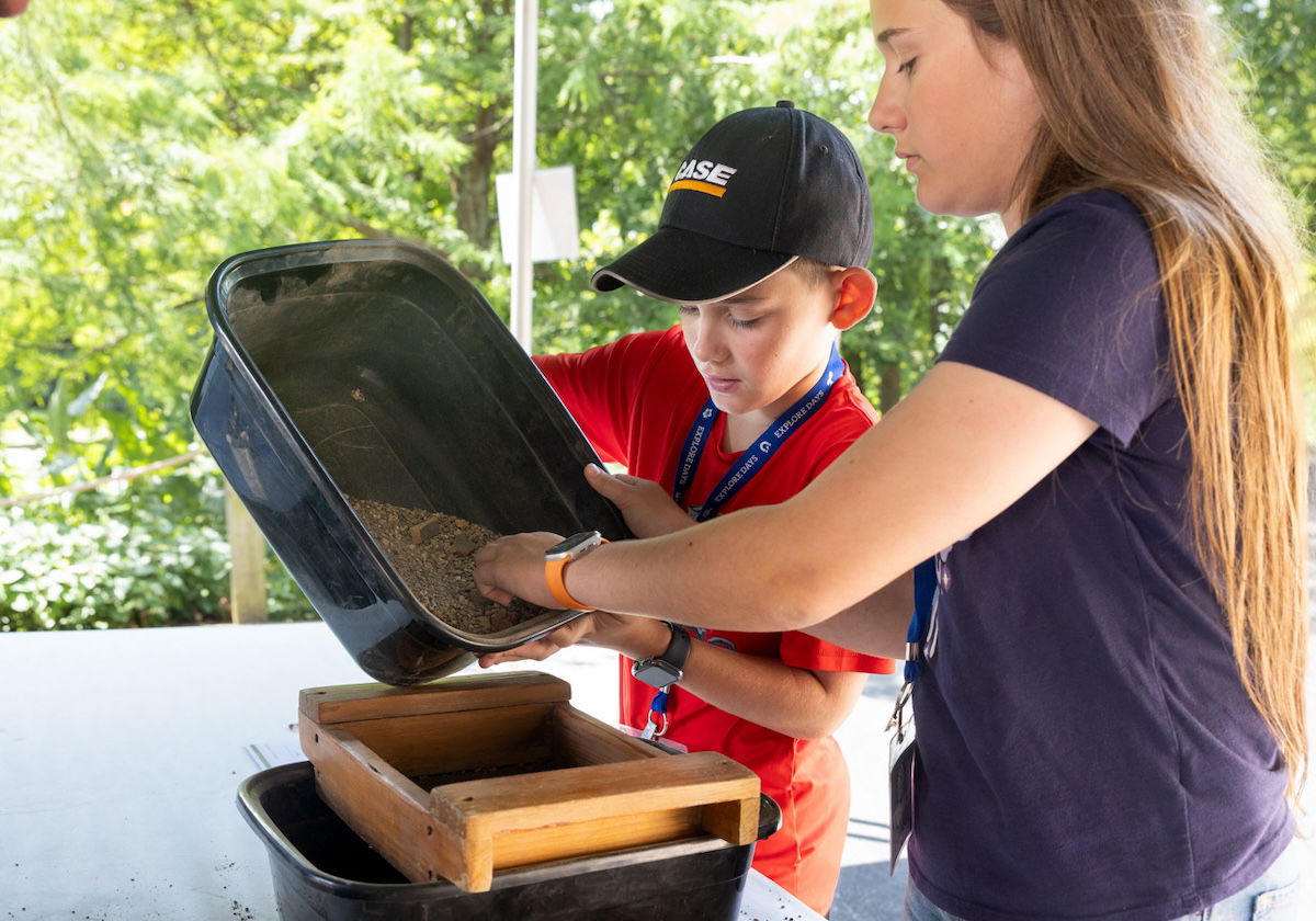 Sifting soil