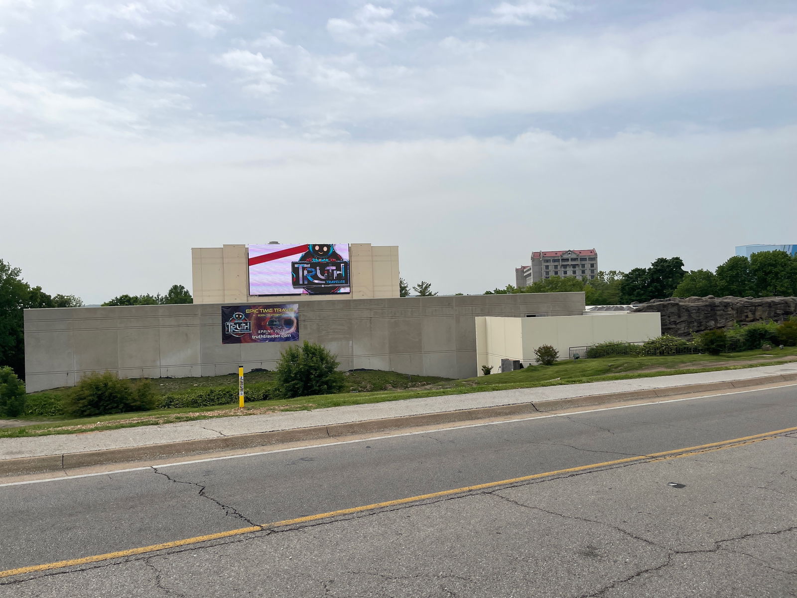 Tennessee Truth Traveler construction