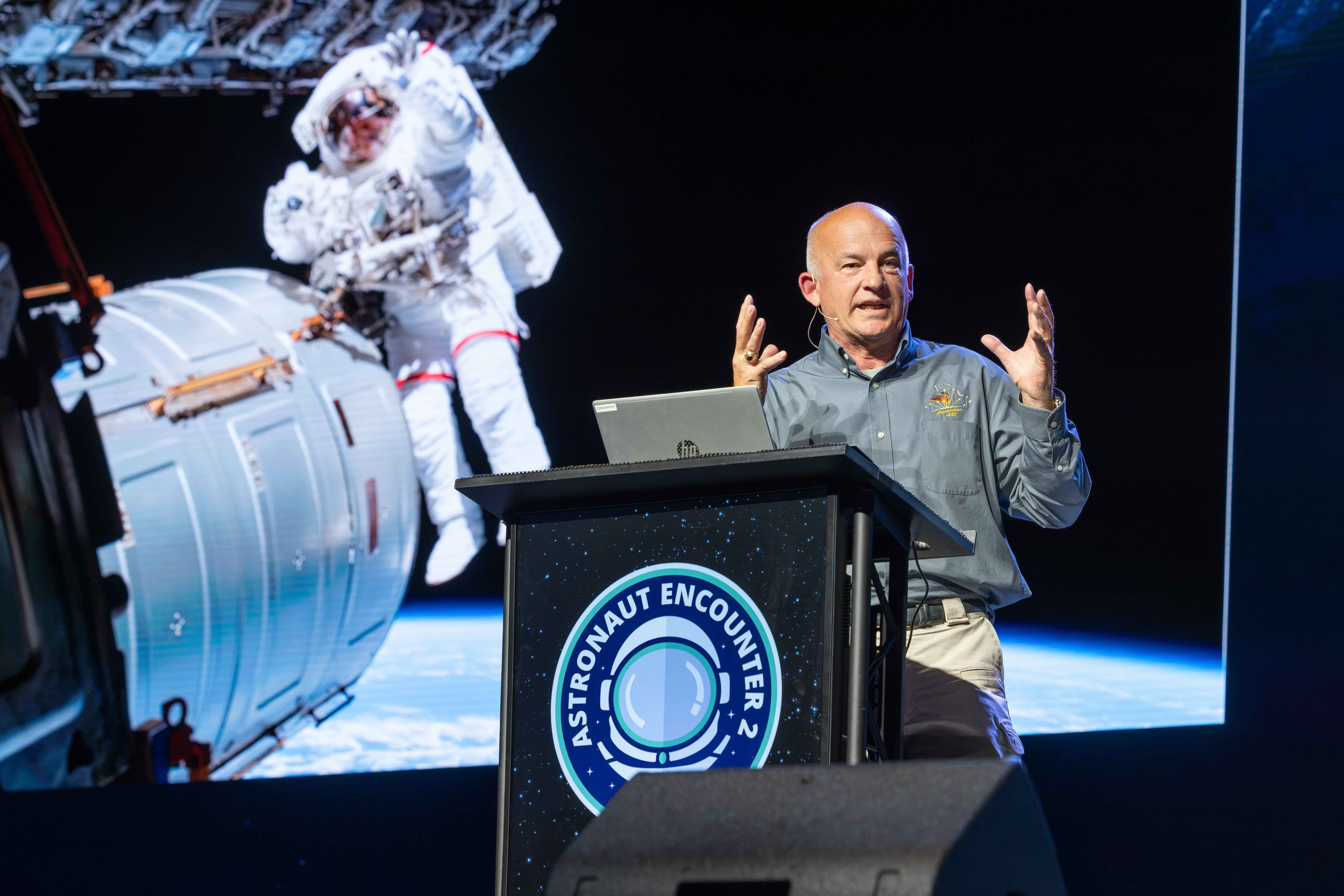 Astronaut Encounter 2