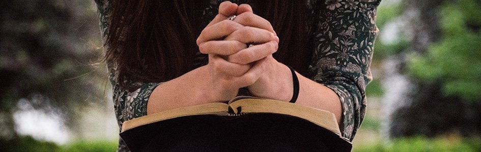 UK Woman Arrested for Silent Prayer