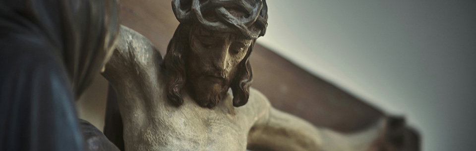 Statue of Jesus on the cross