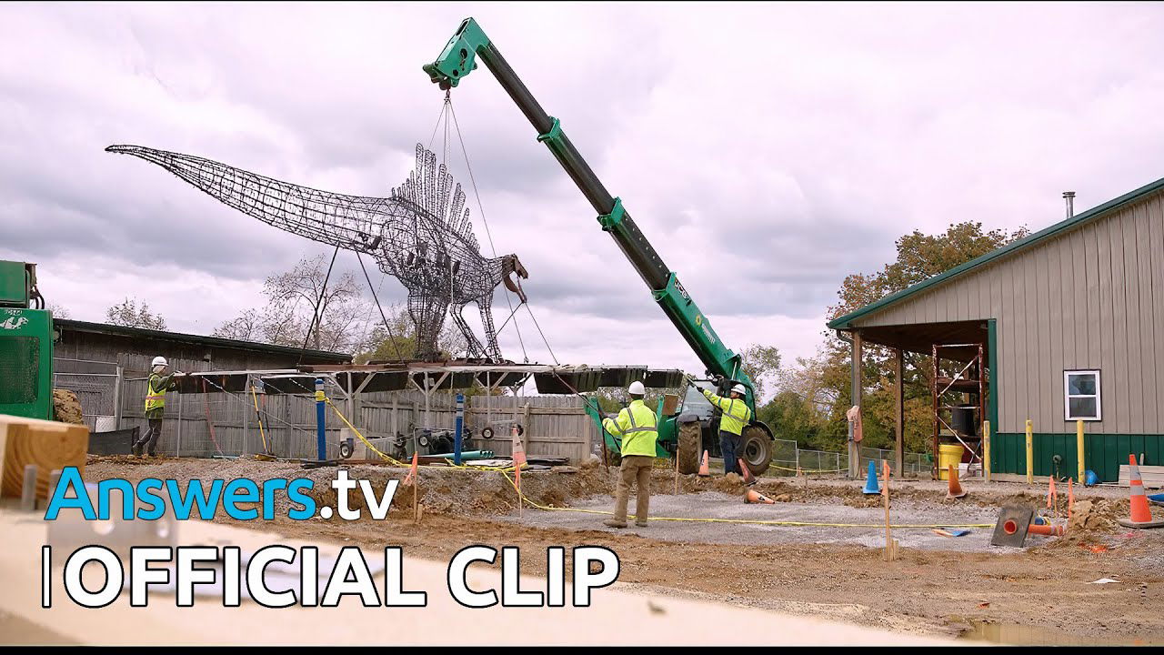 Behind the Experience / Official Clip / ChristmasTown