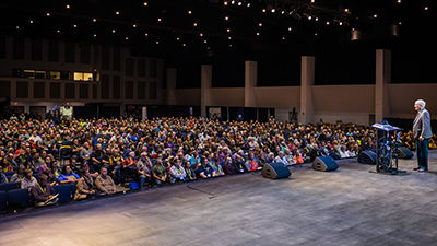 Over a Thousand Gather for Answers for Pastors