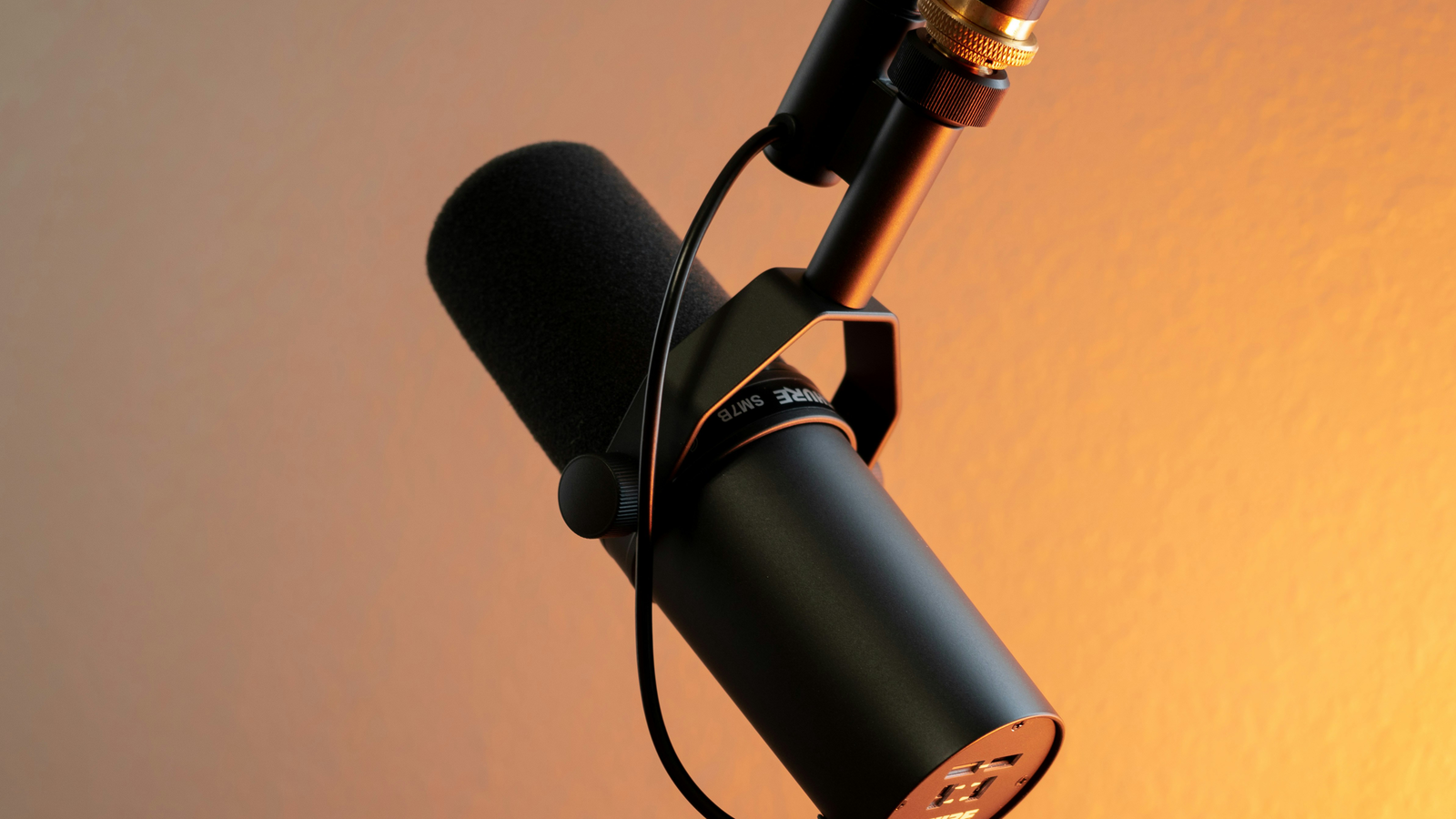 Hear the Story of the AiG Ministry on Crosspoint with Mark Taylor